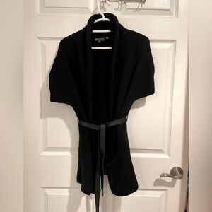 Vince short sleeve belted cardigan size XS wool / lama black